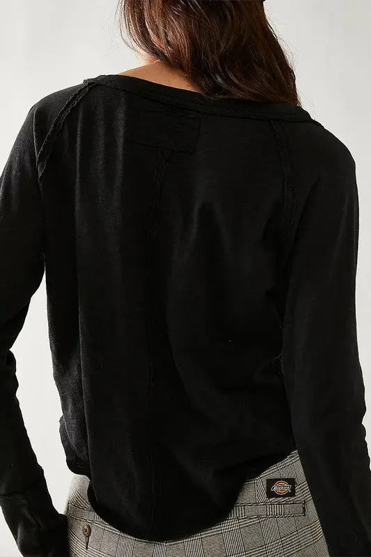 Bri V-Neck Long Sleeve Relaxed-Fit Shirt  Fason De Viv
