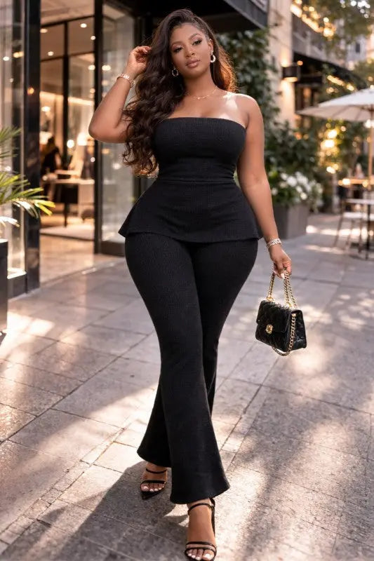 LA Plus Size Ribbed Tube Top And Flare Pants Set - Fason De Viv