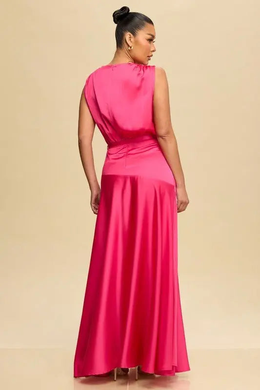 SATIN PLEATED GOWN - Fason De Viv