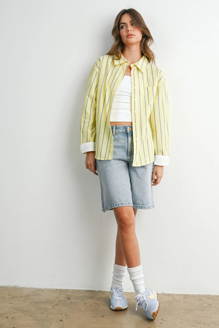 Striped button-up shirt, close-up detail view – FASON DE VIV