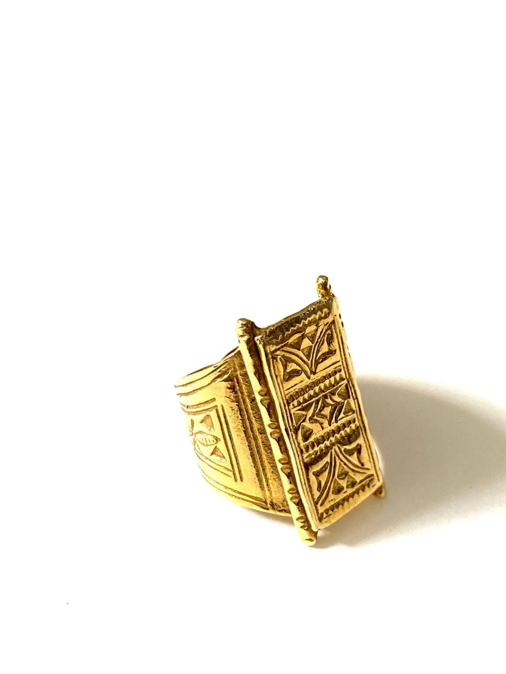 Boho Gal Jewelry - Deisha Adjustable Brass Ring - Fason De Viv