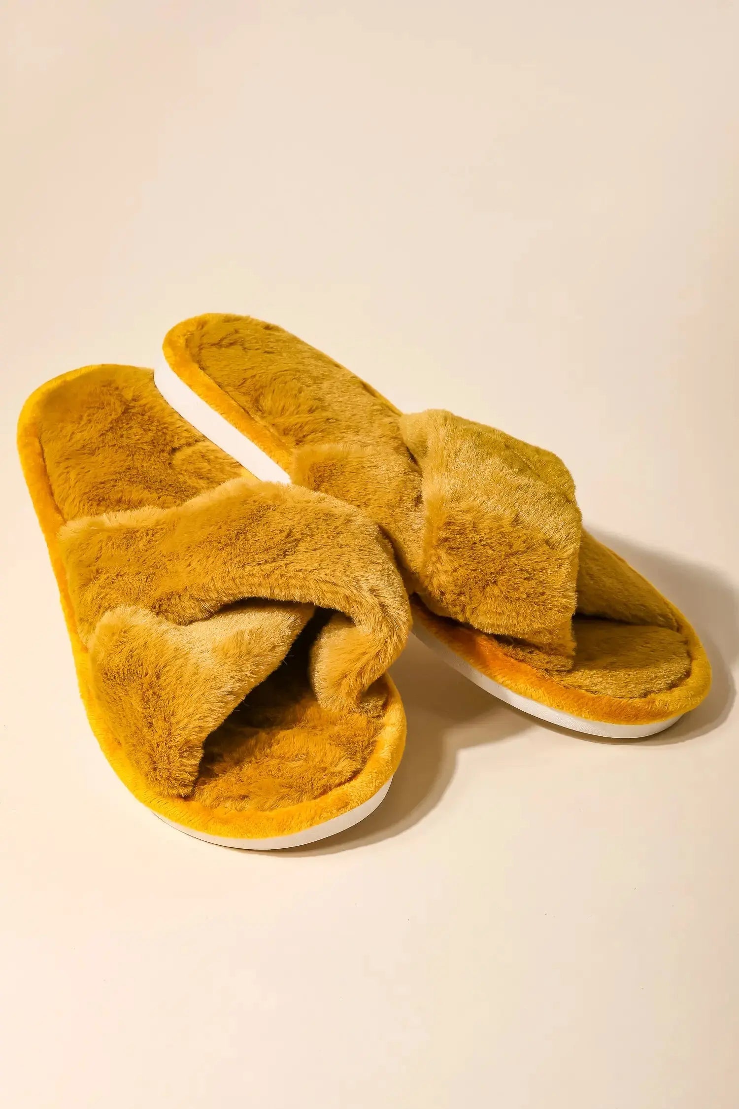 Faux Fur Open Slippers - Fason De Viv